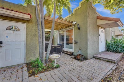 /international/us/725-nw-1st-ave-fort-lauderdale-fl-110097202893/?lang=pt