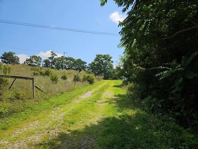 /international/us/tbd-ivanhoe-road-va-route-94-wytheville-va-110101220998/