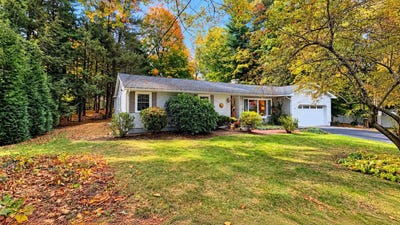 /international/us/5-glendale-road-north-hampton-nh-110120533861/