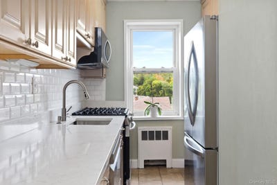 /international/us/30-e-hartsdale-avenue-hartsdale-ny-110103269797/