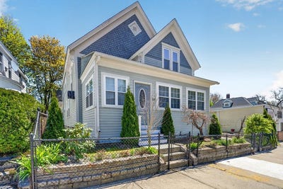 /international/us/114-lovell-st-worcester-ma-110107664455/