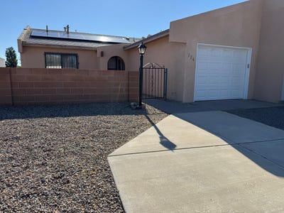 /international/us/774-stallion-road-se-rio-rancho-nm-110100045666/