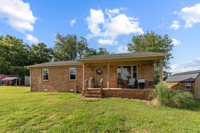 /international/us/1120-franks-ferry-rd-road-sparta-tn-110101139552/