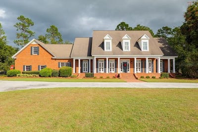 /international/us/911-woodlake-drive-homerville-ga-110102829148/