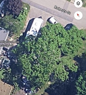 /international/us/roberts-street-south-portland-me-110108423966/