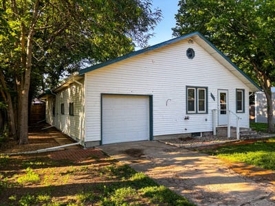 /international/us/765-w-summit-street-colby-ks-110108666142/