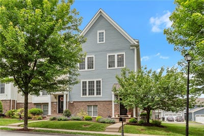 /international/us/1312-village-lane-bridgeville-pa-110108351500/
