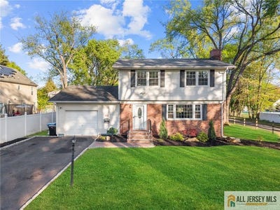 /international/us/1500-dawes-street-south-plainfield-nj-110107764544/