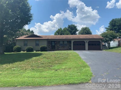 /international/us/2995-wonderland-lane-conover-nc-110107881078/
