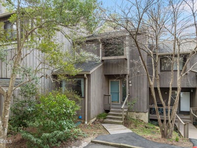 /international/us/206-ridge-trail-chapel-hill-nc-110106276757/