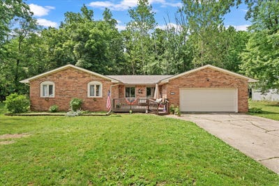 /international/us/1617-lake-shore-drive-mahomet-il-110108844871/