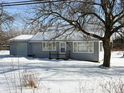 /international/us/16565-county-road-451-hillman-mi-110105724219/