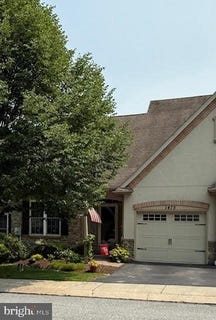 /international/us/1475-n-red-maple-drive-downingtown-pa-110100060958/