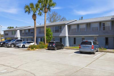 /international/us/175-yorktowne-drive-daytona-beach-fl-110106005222/