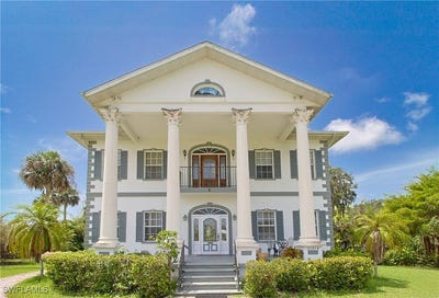 /international/us/21810-pearl-street-alva-fl-110100705700/