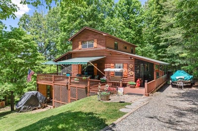 /international/us/66-fortenberry-road-young-harris-ga-110108140940/