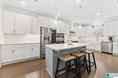 /international/us/984-knobloch-lane-moody-al-110104452992/