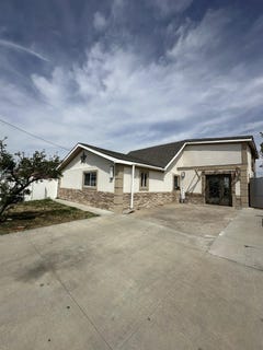 /international/us/320-s-beaver-street-guymon-ok-110107548172/