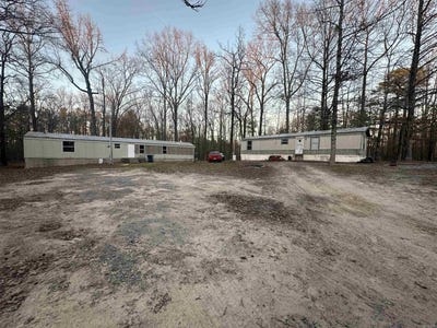 /international/us/9607-9603-huntley-trail-pine-bluff-ar-110105972643/