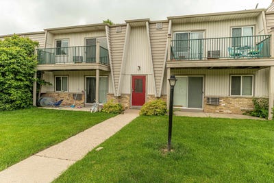 /international/us/4332-melody-lane-madison-wi-110100515370/