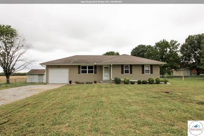 /international/us/2621-maplewood-lane-sedalia-mo-110119967104/
