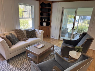 /international/us/1-farm-house-lane-wolfeboro-nh-110107658732/