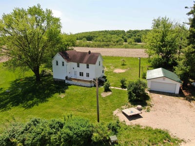/international/us/21598-mccormick-road-seneca-wi-110107993374/