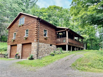 /international/us/215-oppermann-road-south-new-berlin-ny-110109834386/