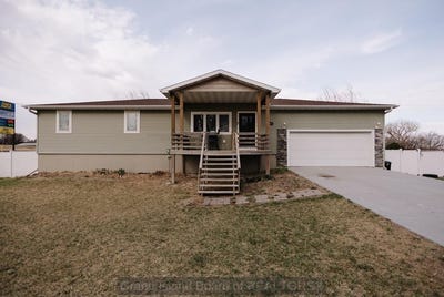 /international/us/807-country-acres-lane-st-libory-ne-110107452463/