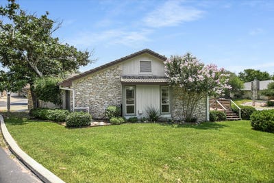/international/us/104-big-spur-horseshoe-bay-tx-110109254056/