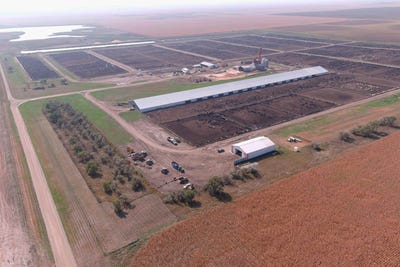 /international/us/18569-309th-avenue-onida-sd-110080055117/