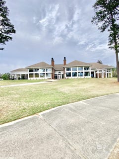/international/us/6-charleston-court-brewton-al-110106534479/