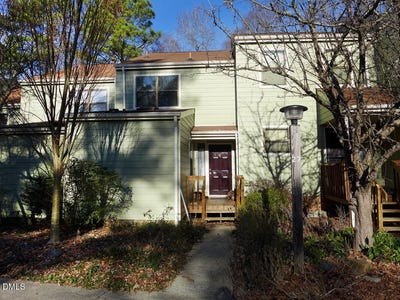 /international/us/206-cedarwood-lane-carrboro-nc-110108580878/