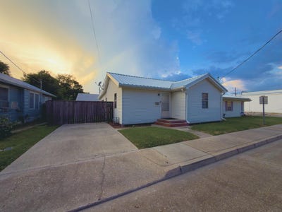 /international/us/114-louise-st-houma-la-110110368487/