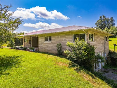 /international/us/329-w-maple-street-caneyville-ky-110100995494/