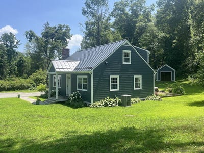 /international/us/331-calkinstown-road-sharon-ct-110106028669/