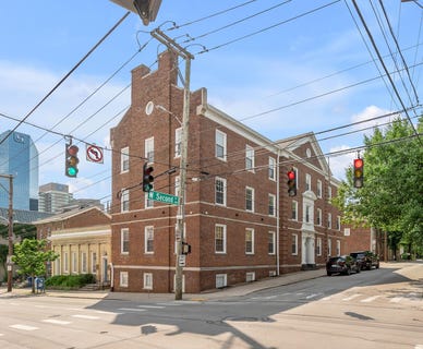 /international/us/200-west-second-street-lexington-ky-110100202679/