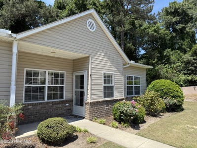 /international/us/101-e-rhode-island-avenue-southern-pines-nc-110107806861/