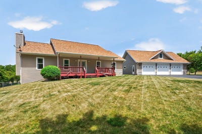 /international/us/6880-e-cherry-hill-road-ridott-il-110108498315/