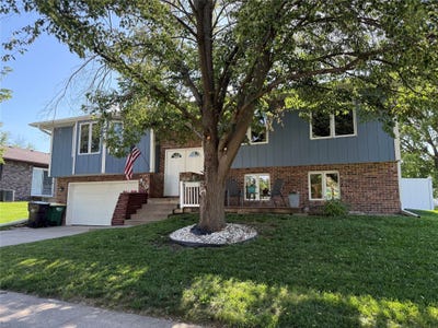 /international/us/410-n-6th-street-winterset-ia-110100678902/