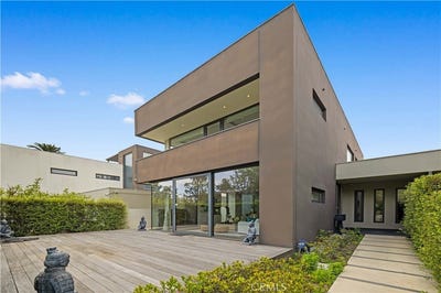 /international/us/9-temple-ave-avenue-long-beach-ca-110098956502/
