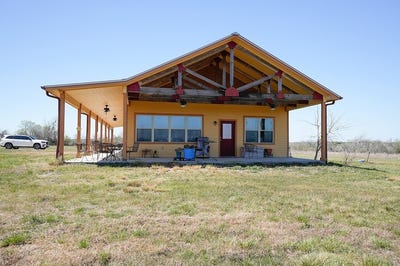 /international/us/6455-gebert-road-schulenburg-tx-110106843002/