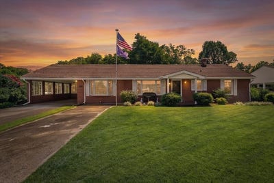/international/us/205-murphy-rd-collinsville-va-110109884373/