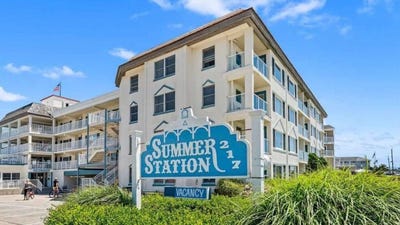 /international/us/217-beach-avenue-cape-may-nj-110104332617/