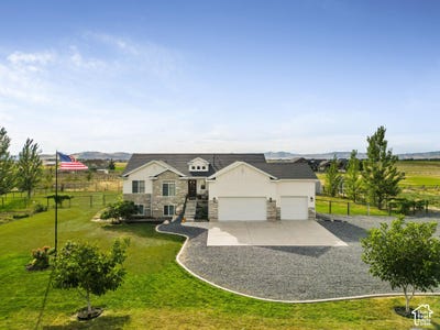 /international/us/7755-n-highway-38-w-honeyville-ut-110110194402/