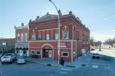 /international/us/138-n-main-street-janesville-mn-110107506818/