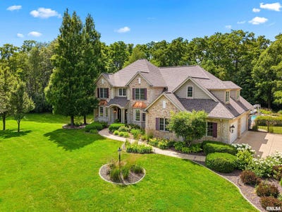 /international/us/4851-sheridan-road-groveland-il-110100465175/