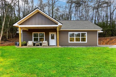 /international/us/248-avery-acres-loop-hayesville-nc-110108222218/