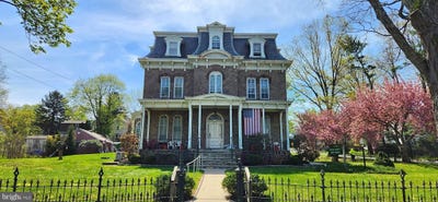 /international/us/47-lincoln-avenue-lambertville-nj-110107461723/