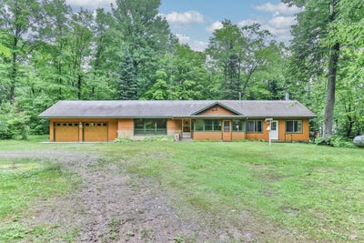 /international/us/9023-9-cth-b-land-o-lakes-wi-110100634720/